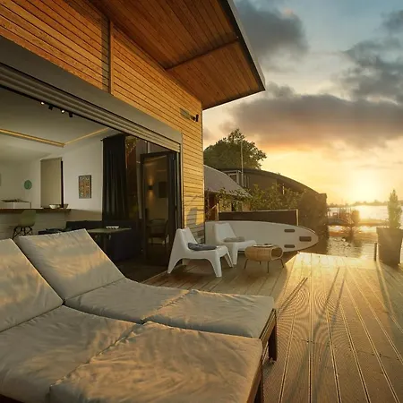 House Villa *